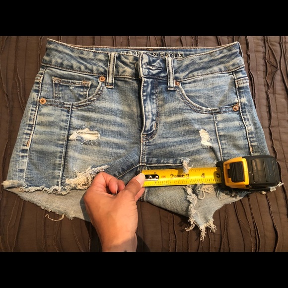 SOLD American Eagle distressed shorts - Picture 4 of 6